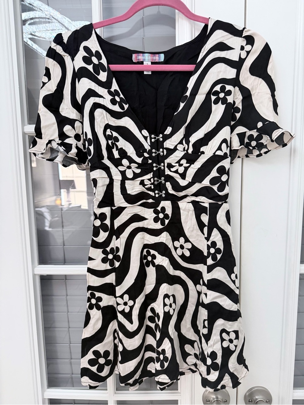 Urban Outfitters: Aritha Black & Cream Floral Wave Mini Dress, Small